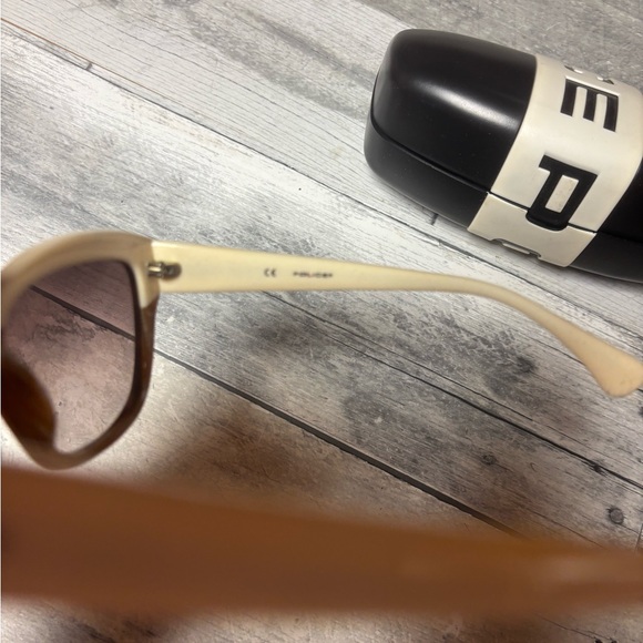 Police Sunglasses - Picture 2 of 5